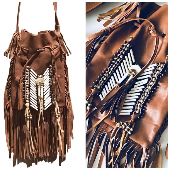 ❤️SOLD❤️Leather Fringe Beaded Crossbody Boho Bag - Picture 2 of 8